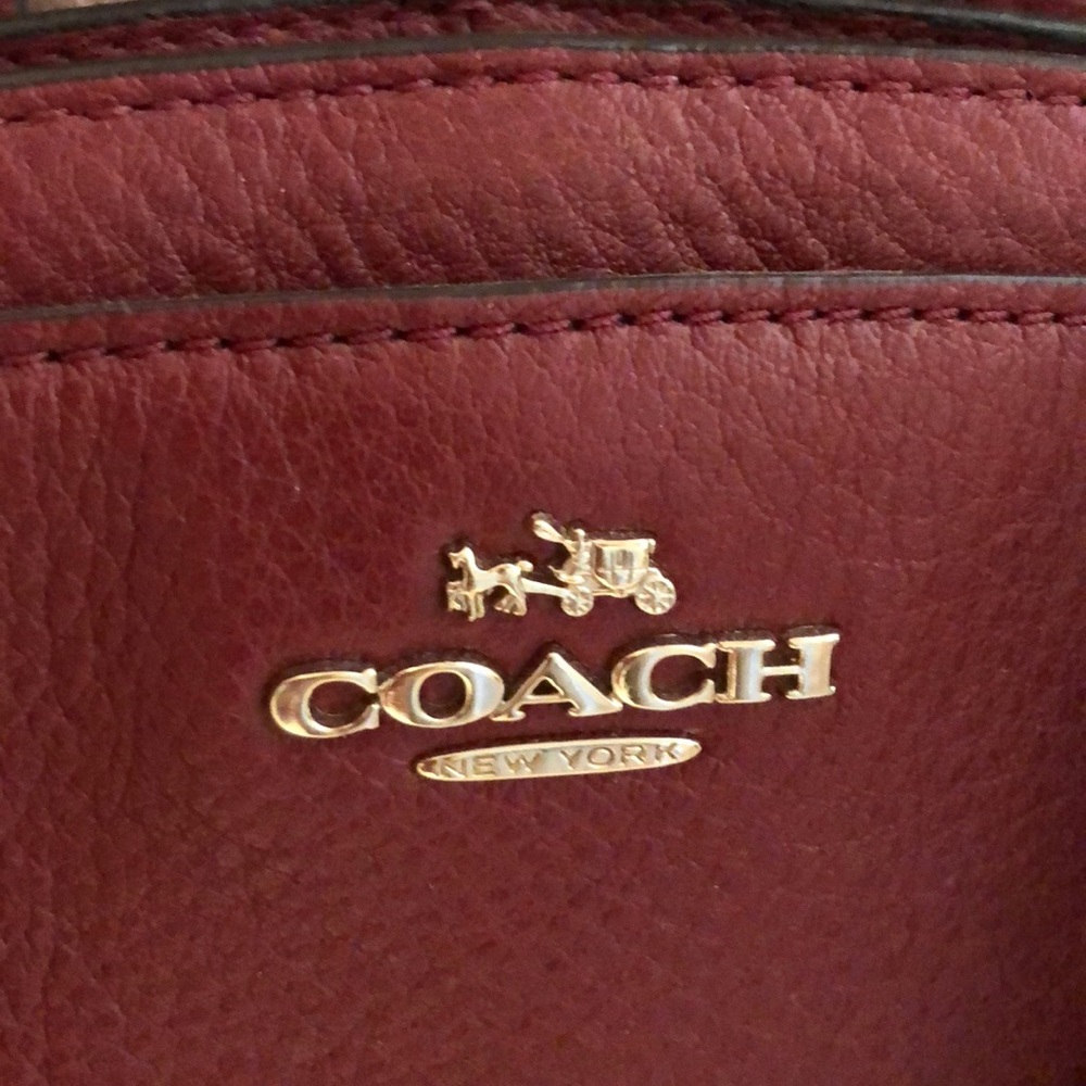 Coach Tote - Burgundy - Picture 3 of 5